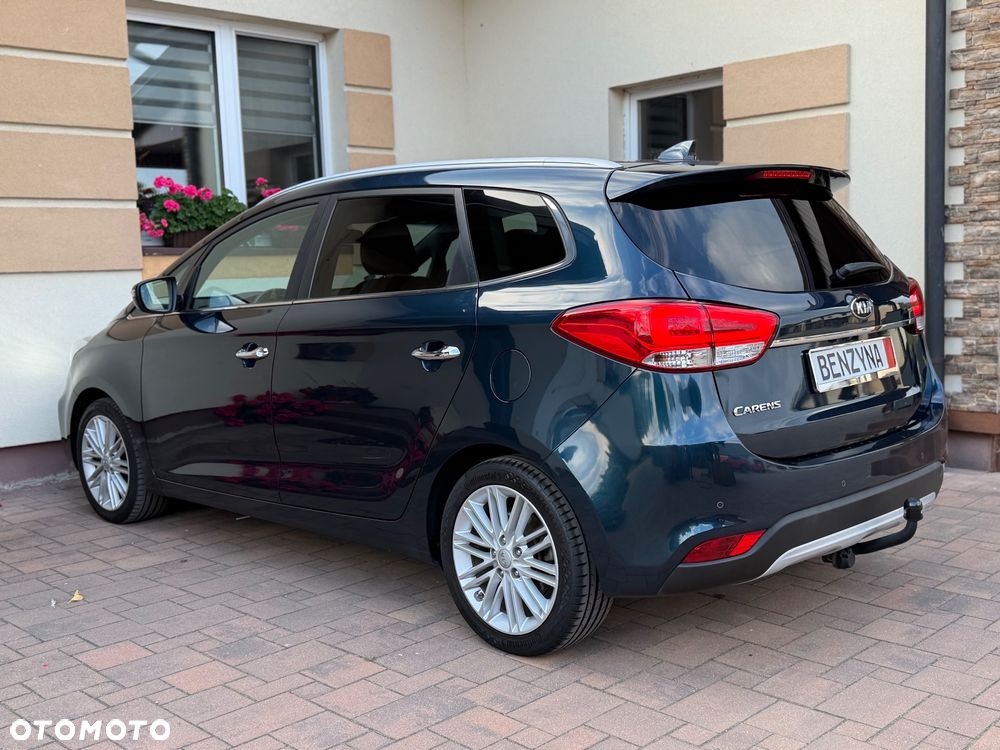 Kia Carens - 20