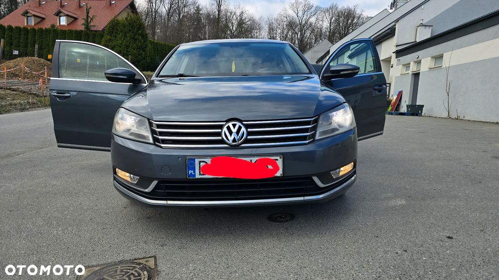 Volkswagen Passat 1.6 TDI Comfortline - 5
