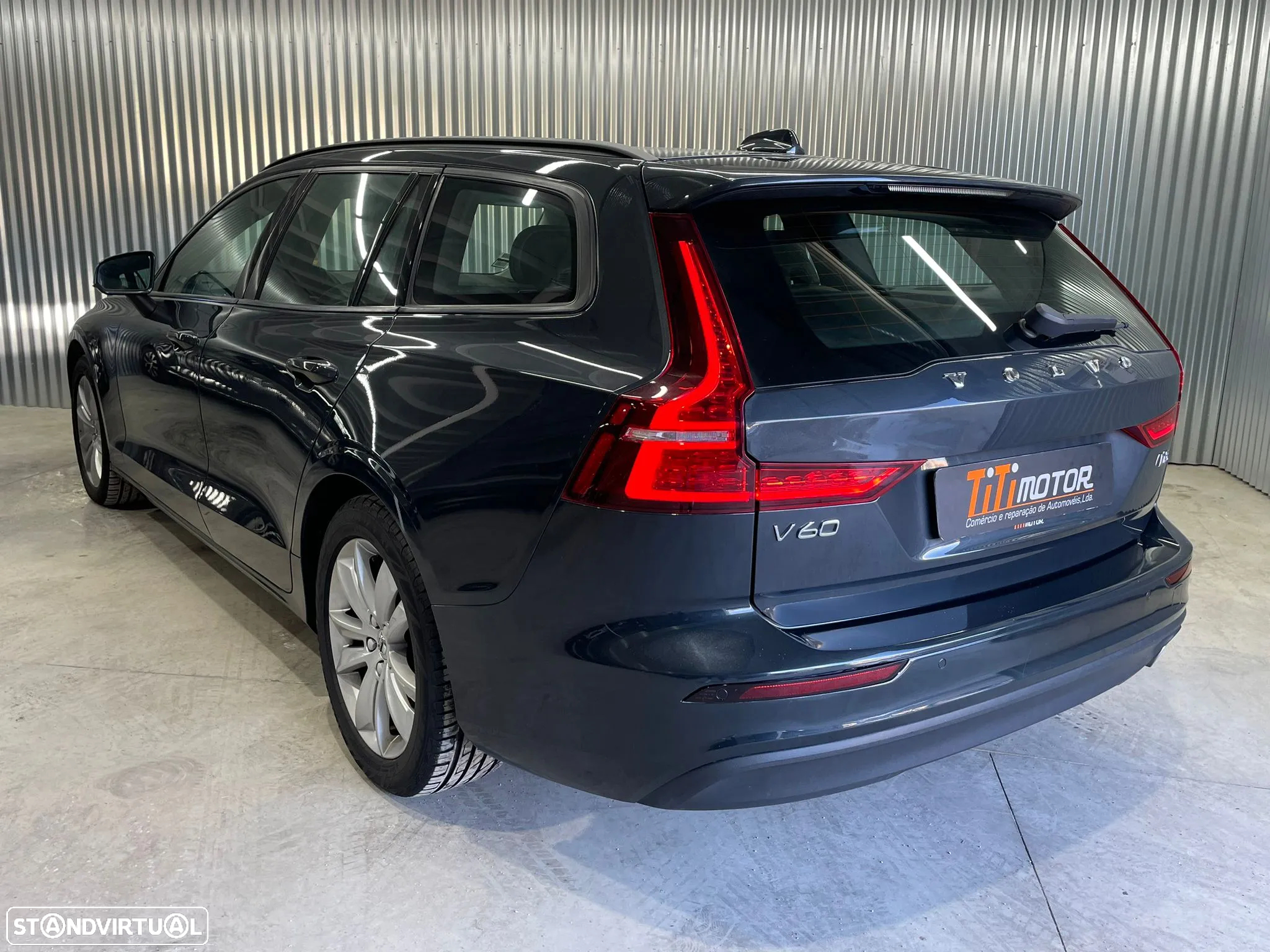 Volvo V60 2.0 D3 Momentum - 6
