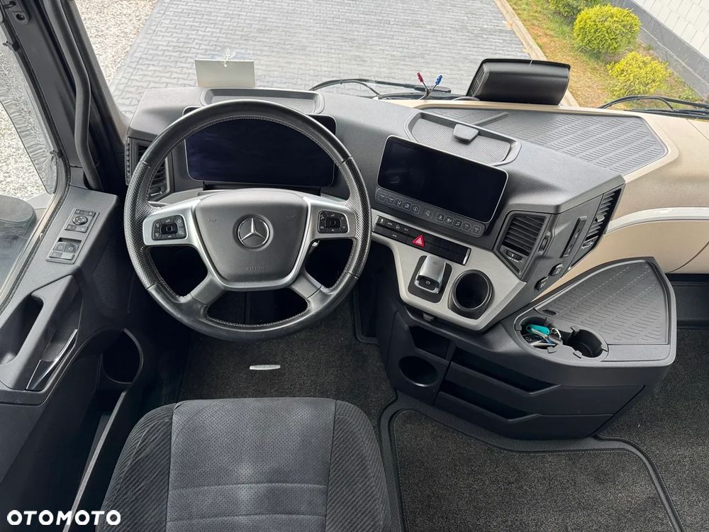 Mercedes-Benz ACTROS 1851/GIGA SPACE/ACC/KLIMA POSTOJOWA/SALONKA/FULL LED/NAVIGACJA/DWA ŁÓŻKA/Z NIEMIEC - 27