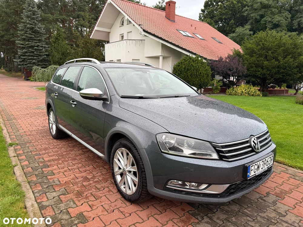 Volkswagen Passat Alltrack 2.0 TDI 4Motion DSG BlueMotion Tec - 16