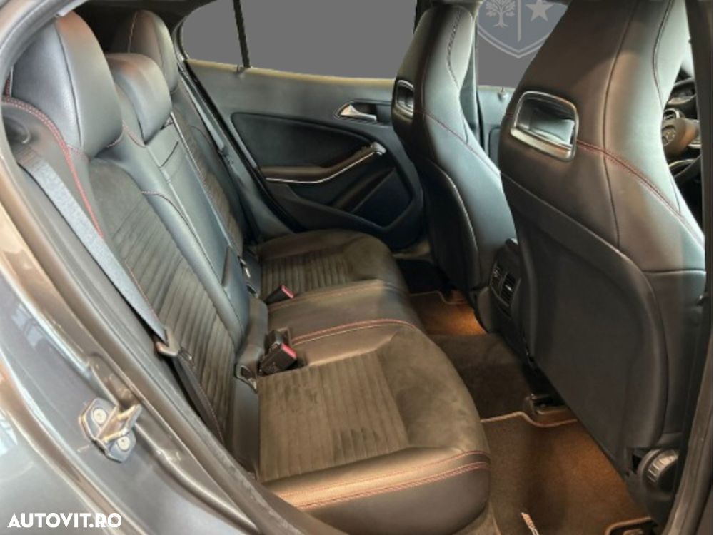 Mercedes-Benz GLA 200 (CDI) d 7G-DCT AMG Line - 14