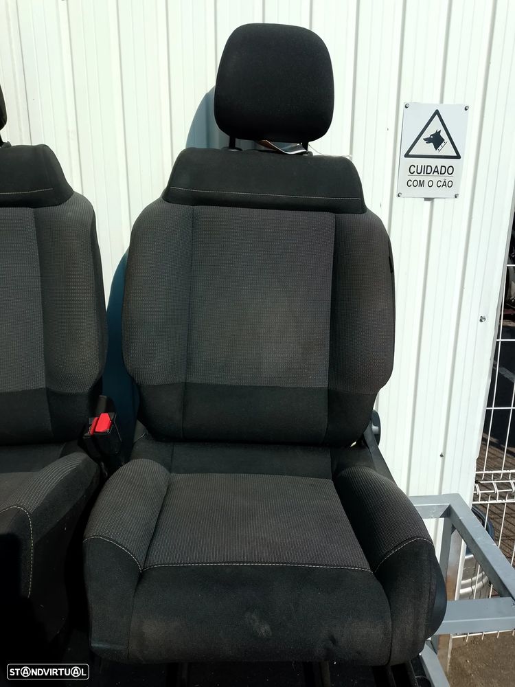 BANCOS FRENTE CITROEN C3 III - 2