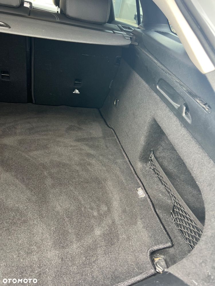 Mercedes-Benz CLA - 40