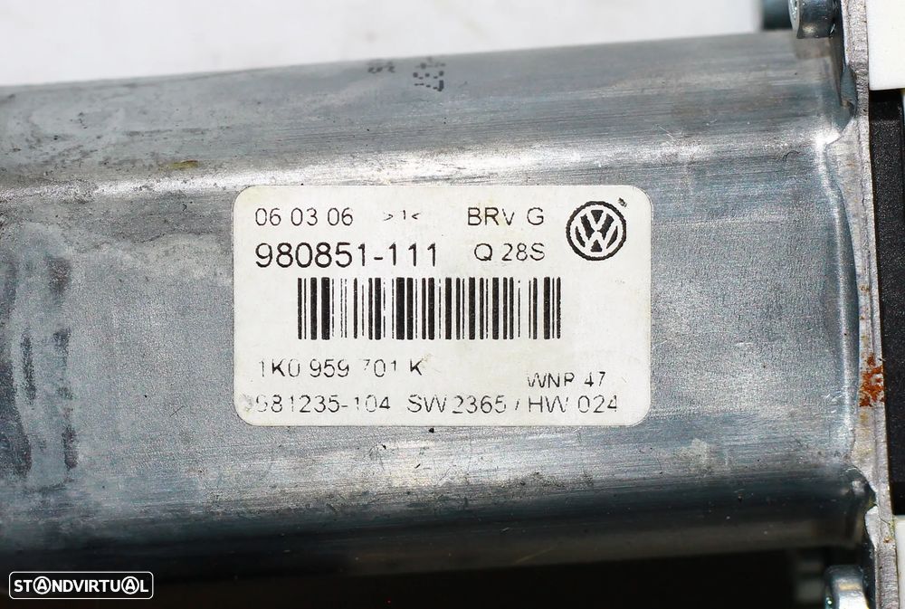 MOTOR ELEVATÓRIO DO VIDRO DIANTEIRO ESQUERDO VW PASSAT - 4