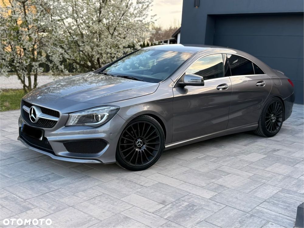 Mercedes-Benz CLA 180 AMG Line - 7
