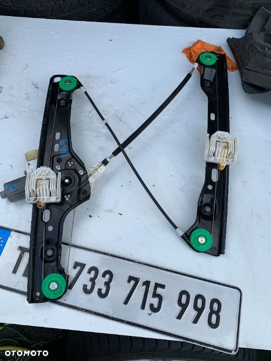 Mechanizm szyby podnośnik przedni lewy Bmw e91 e90 sprawny - 1