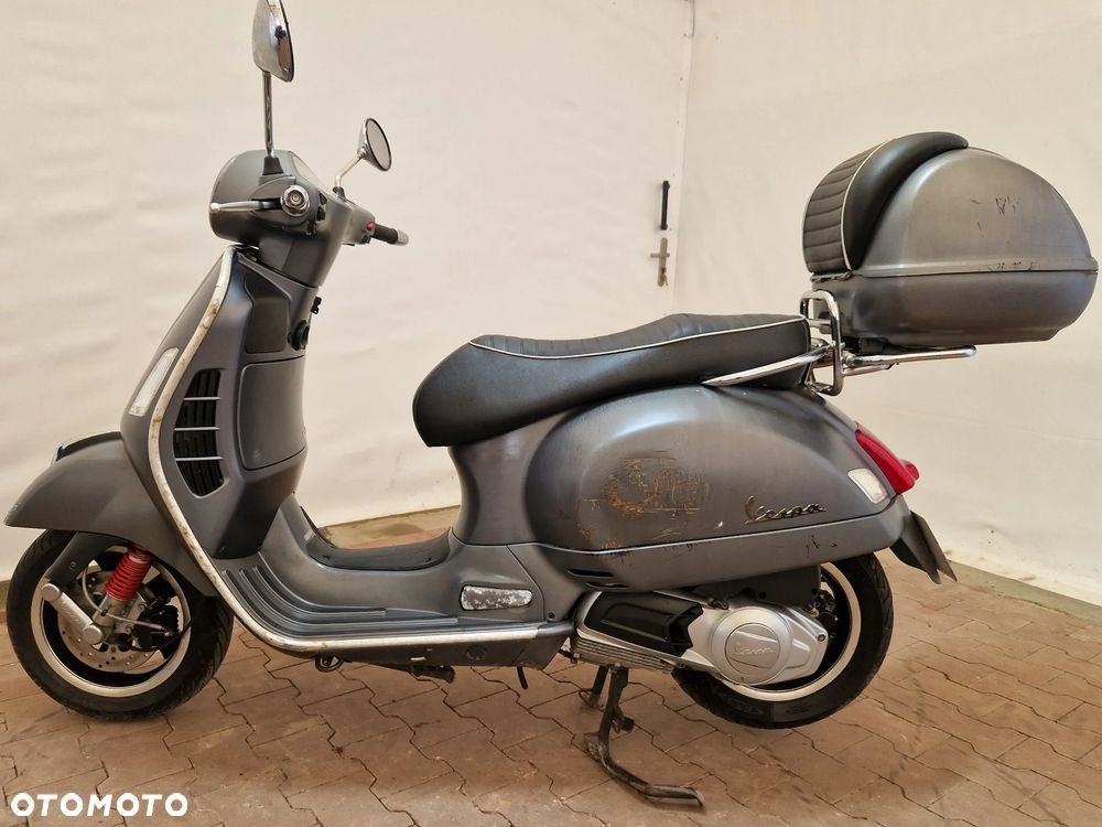 Piaggio Vespa - 4