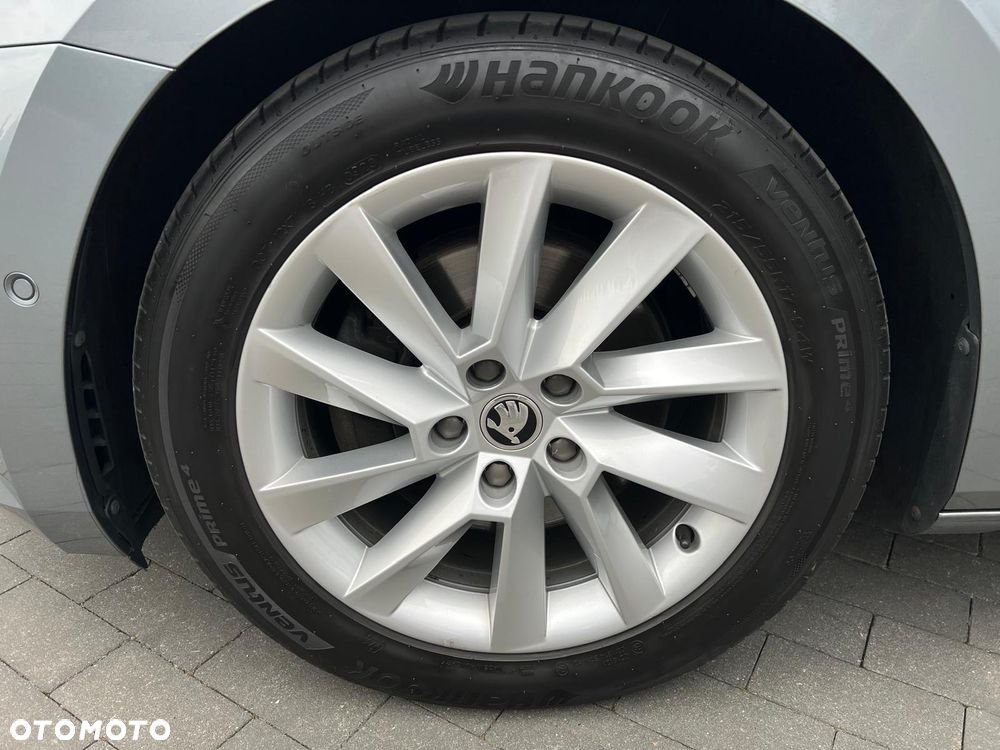 Skoda Superb 2.0 TDI DSG Style - 10