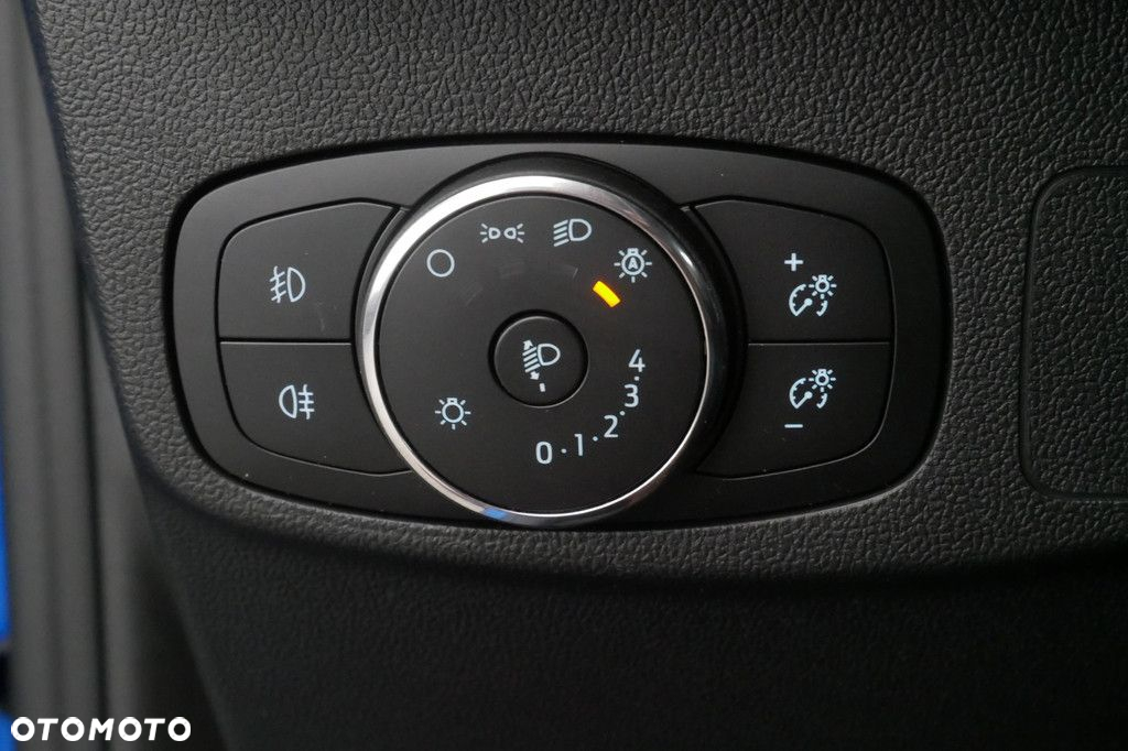 Ford Focus 1.0 EcoBoost Titanium - 27