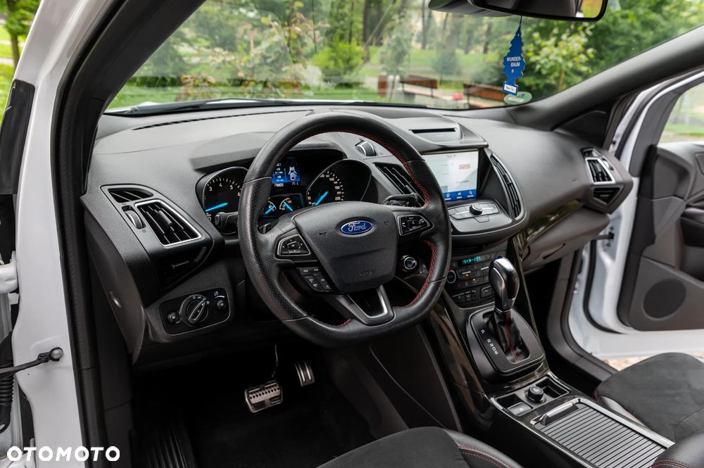 Ford Kuga 1.5 EcoBoost 4x4 ST-Line - 30