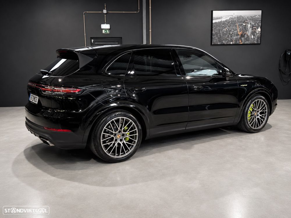 Porsche Cayenne E-Hybrid Platinum Edition - 9
