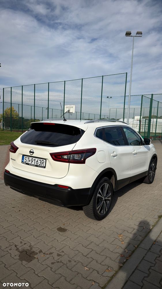 Nissan Qashqai 1.5 dCi N-Connecta - 8