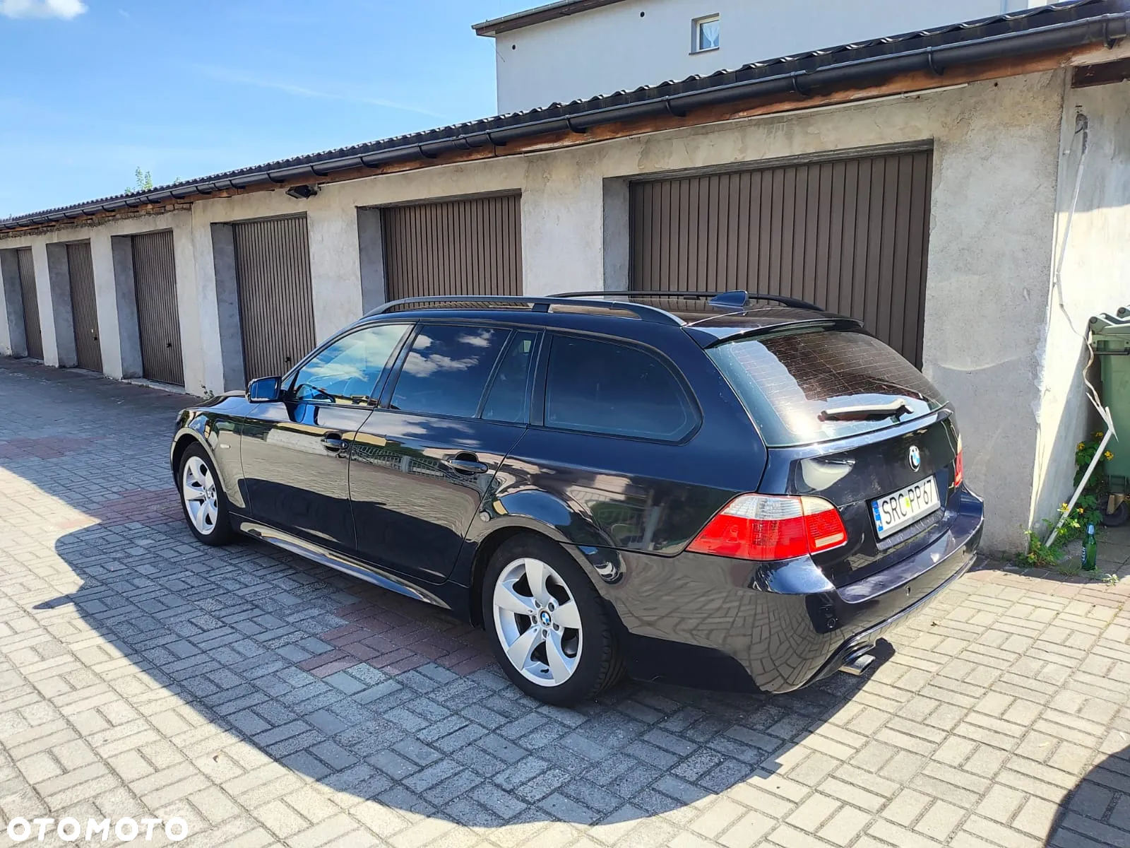 BMW Seria 5 520d - 23