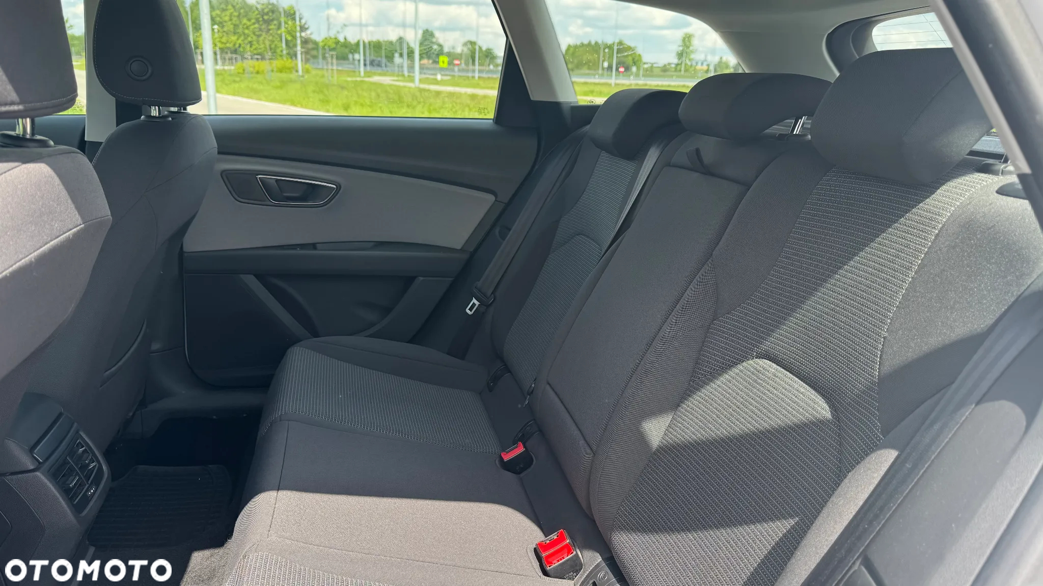 Seat Leon 1.6 TDI Style S&S - 36