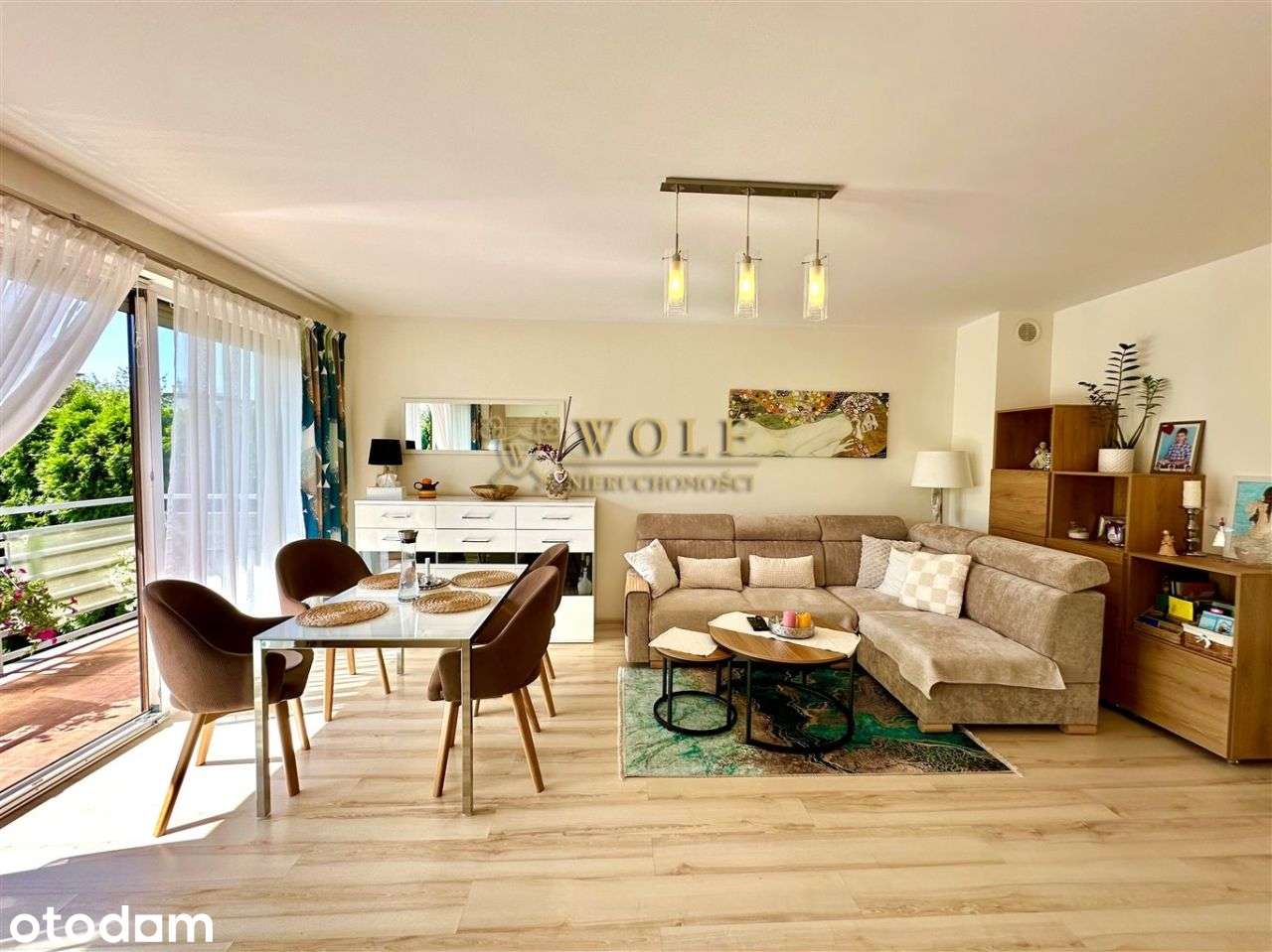 Apartament: 3-pokoje+ taras, ogród i garaż