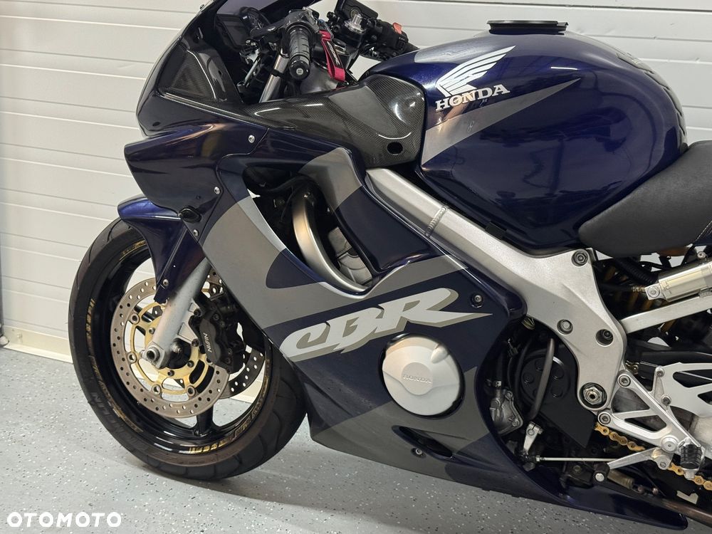 Honda CBR - 19