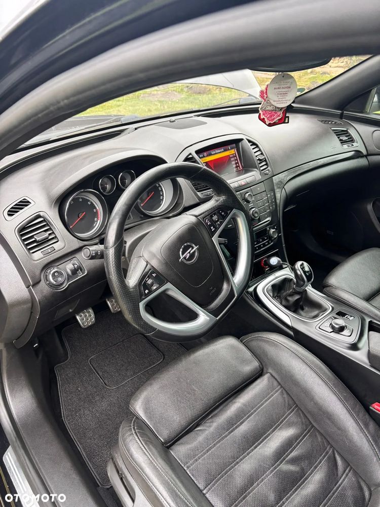 Opel Insignia - 16