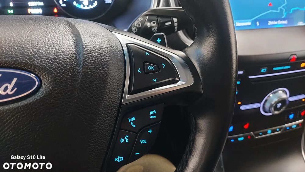 Ford Edge 2.0 EcoBlue Bi-Turbo 4x4 Vignale - 35