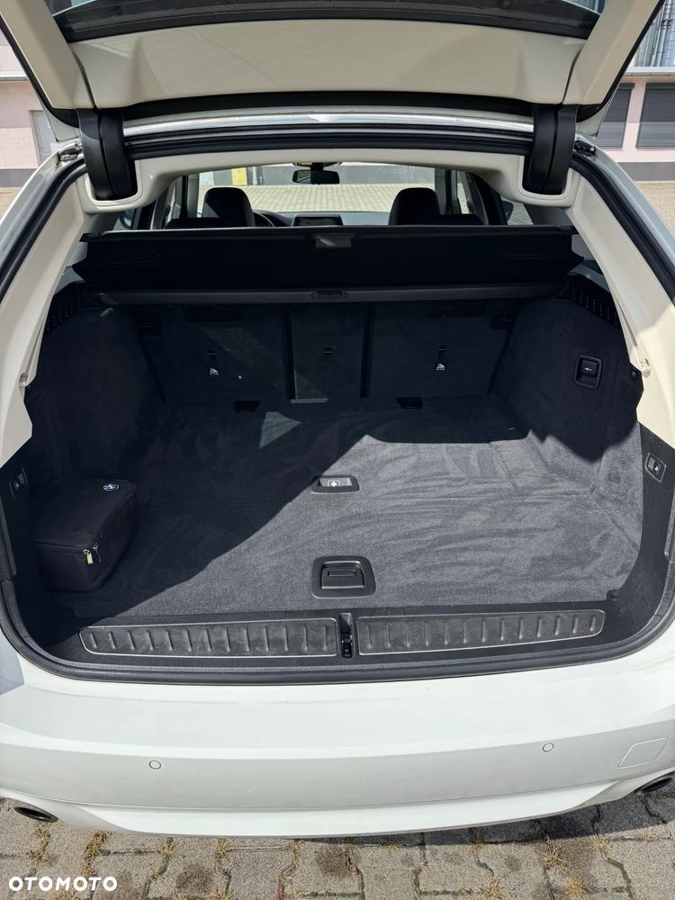 BMW Seria 5 530i xDrive - 8