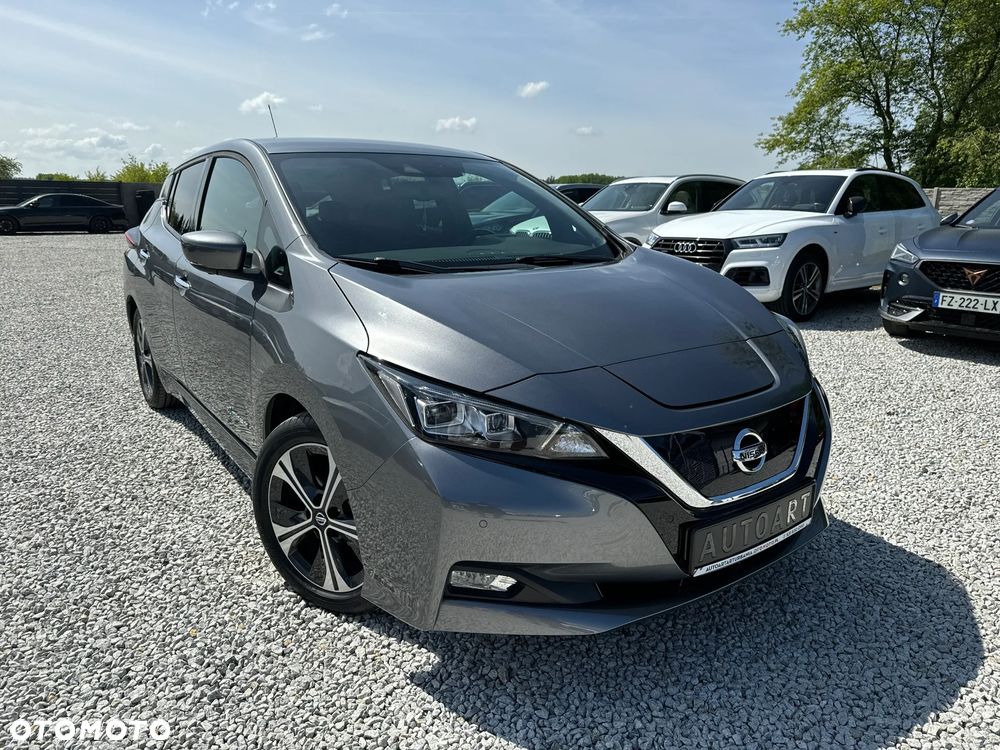 Nissan Leaf 40 kWh TEKNA - 23