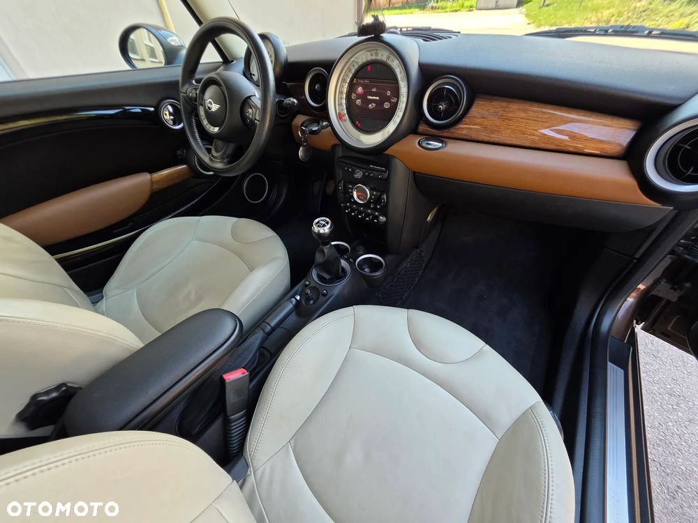 MINI Cooper Standard - 26