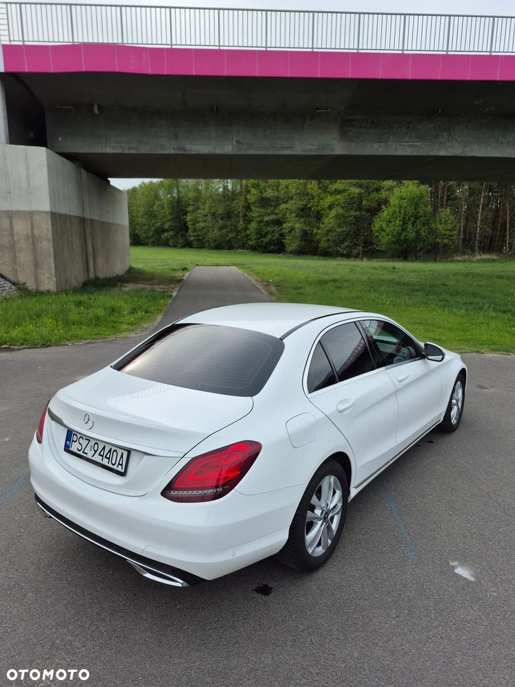 Mercedes-Benz Klasa C 220 d 4MATIC 9G-TRONIC - 13