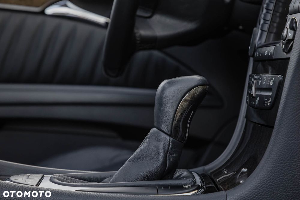 Mercedes-Benz Klasa E 500 4-Matic T Avantgarde - 15