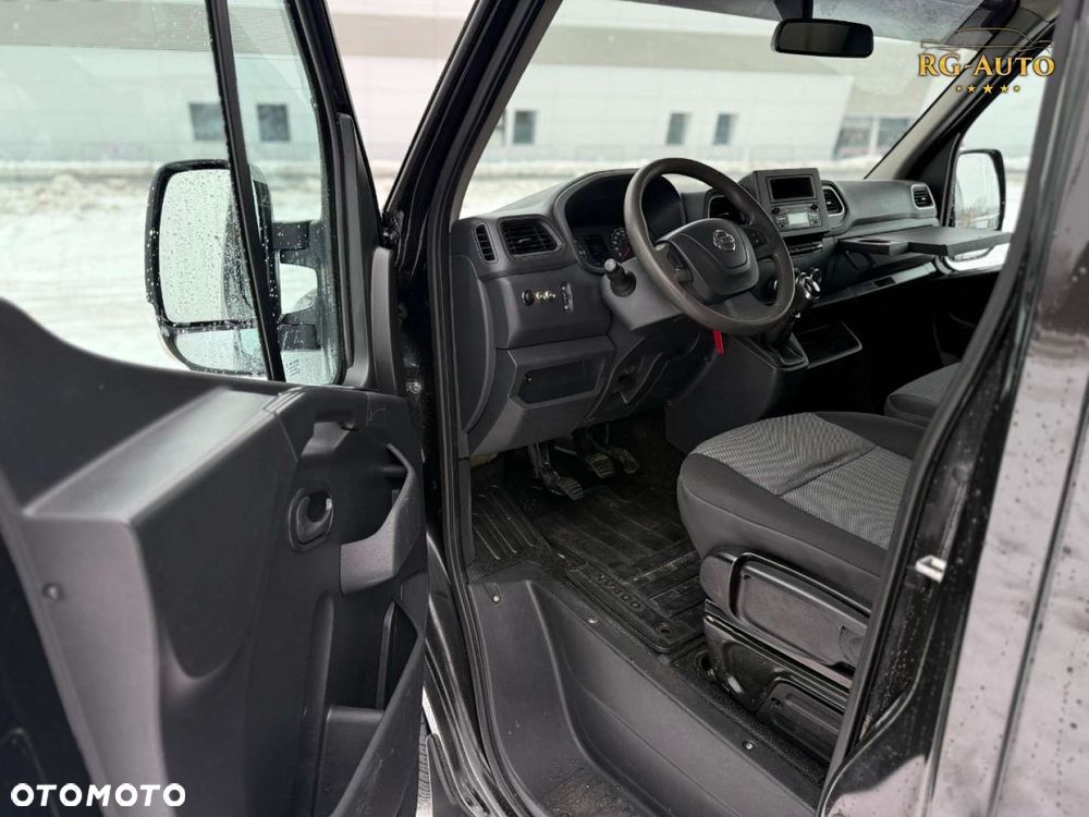 Nissan NV400 - 39