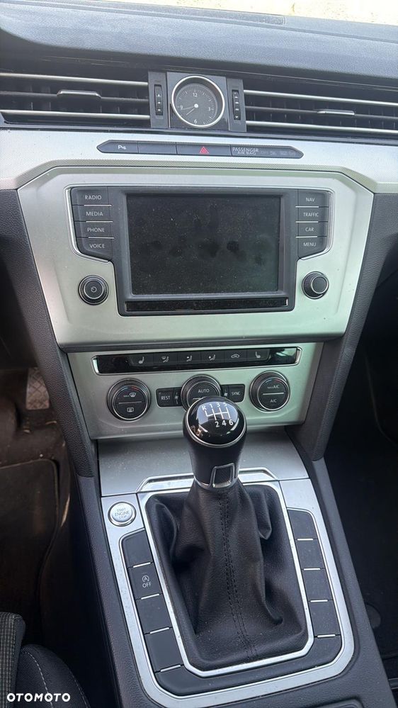 Volkswagen Passat 2.0 TDI (BlueMotion Technology) Highline - 7