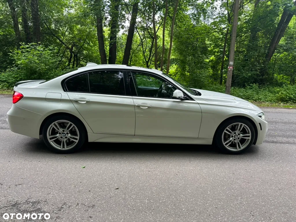 BMW Seria 3 340i M Sport Shadow - 7