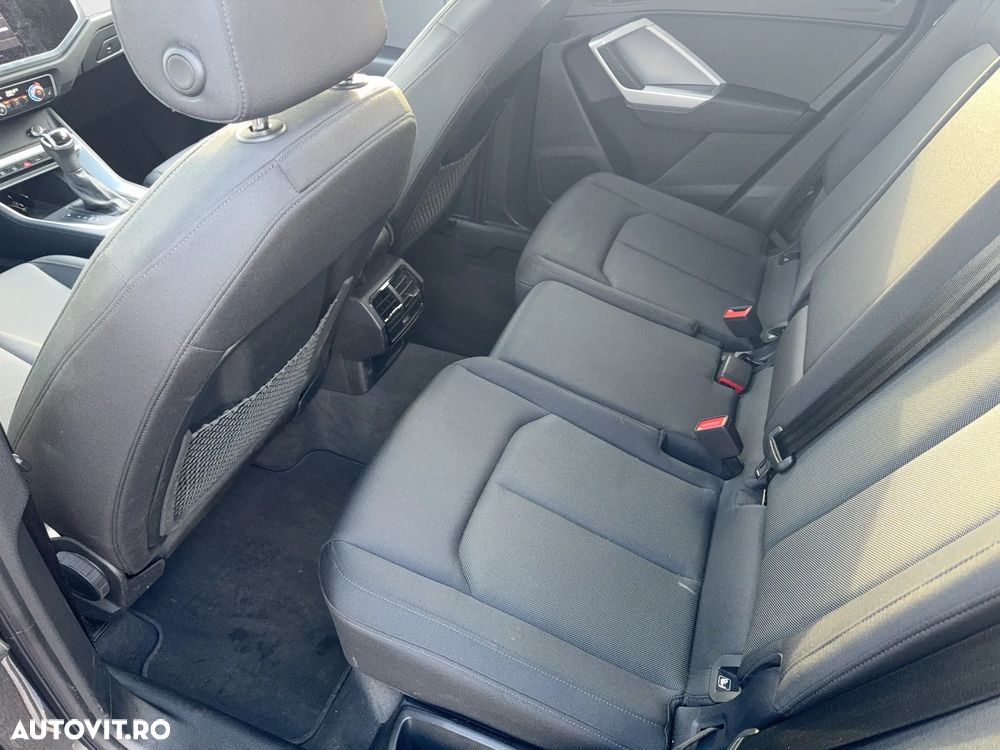 Audi Q3 2.0 40 TDI quattro S tronic S Line - 12