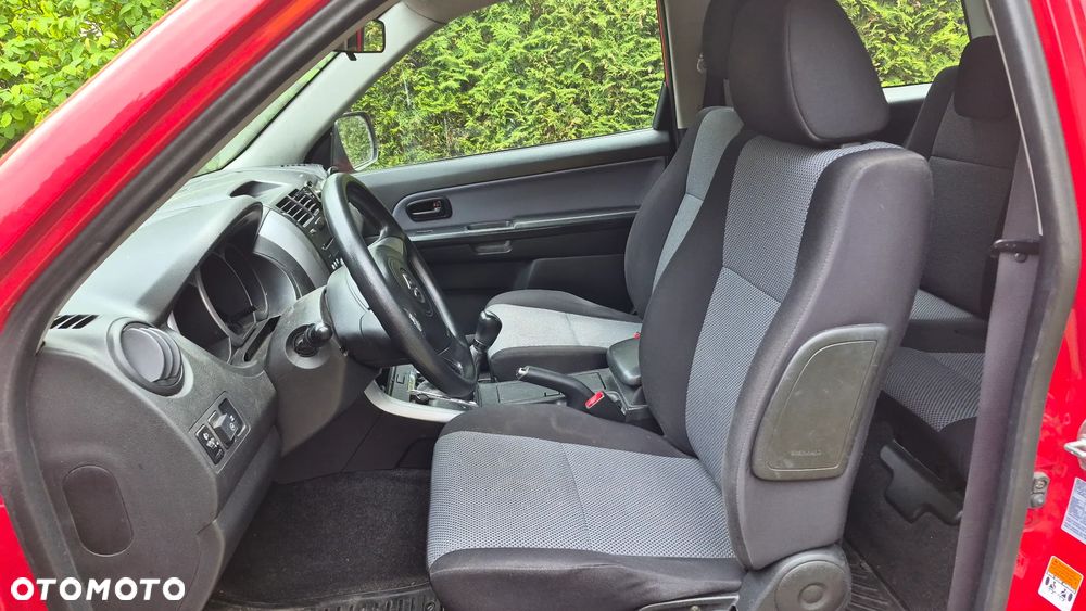 Suzuki Grand Vitara 1.6 - 6