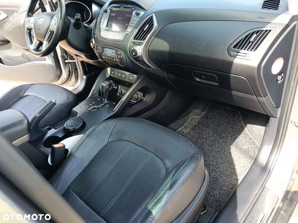Hyundai ix35 2.0 CRDi Premium 4WD - 24