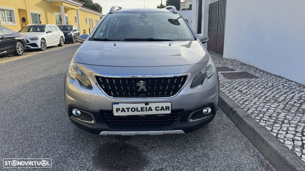 Peugeot 2008 1.2 PureTech Allure EAT6 - 5