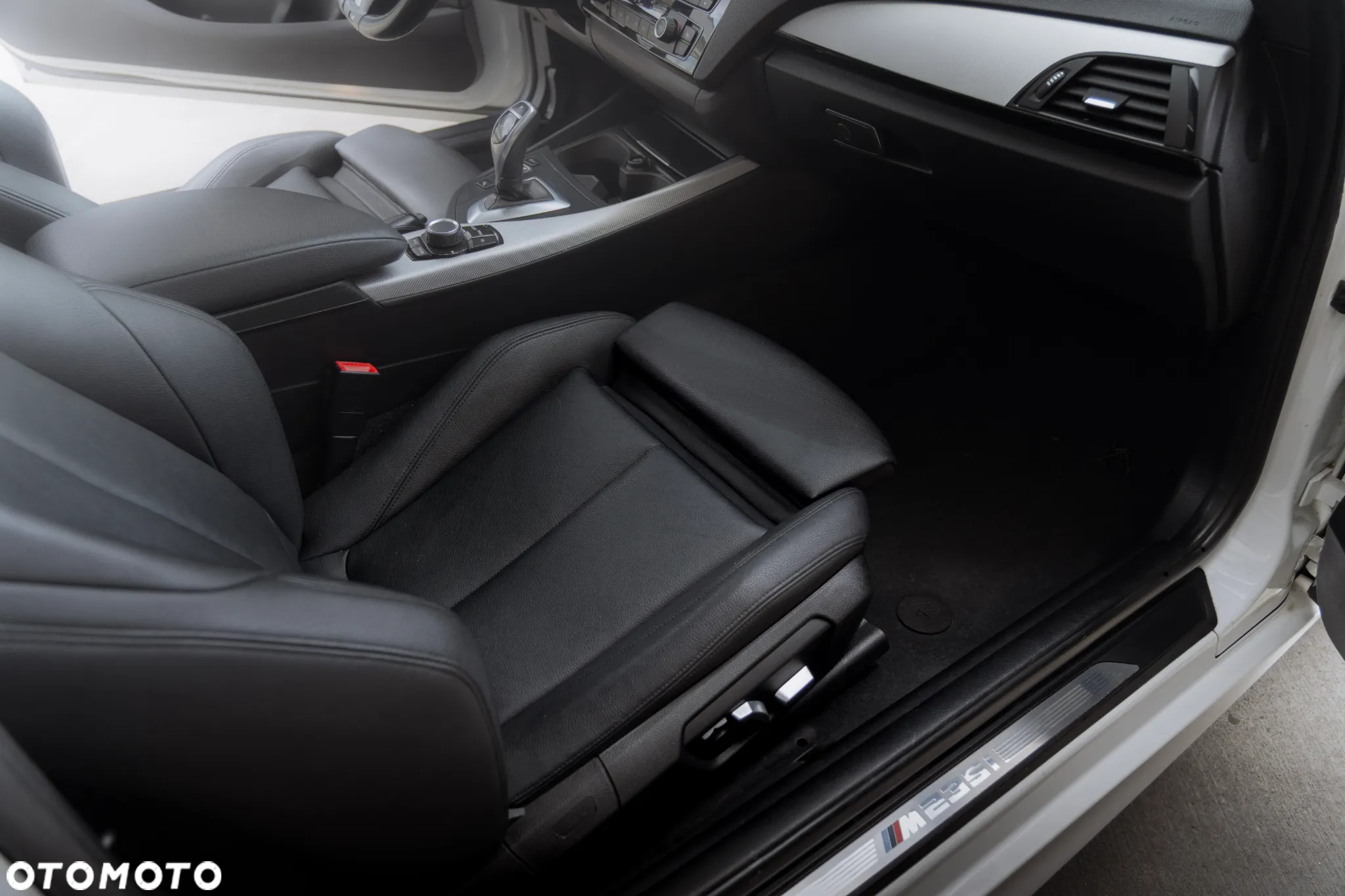 BMW Seria 2 M235i sport - 13