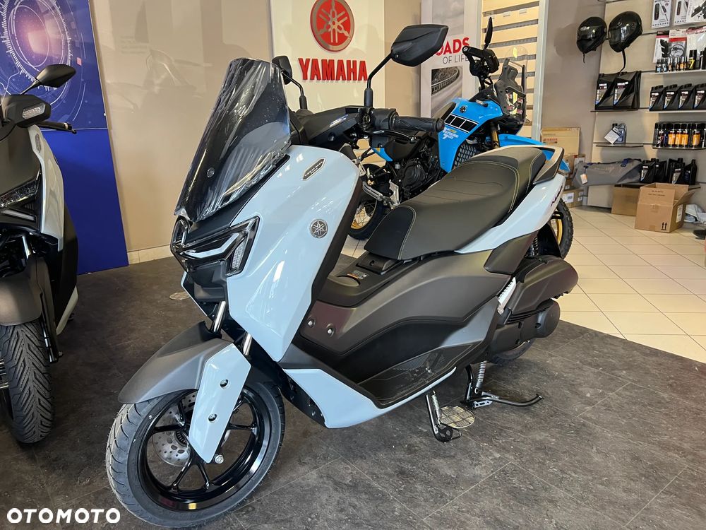 Yamaha NMAX - 3