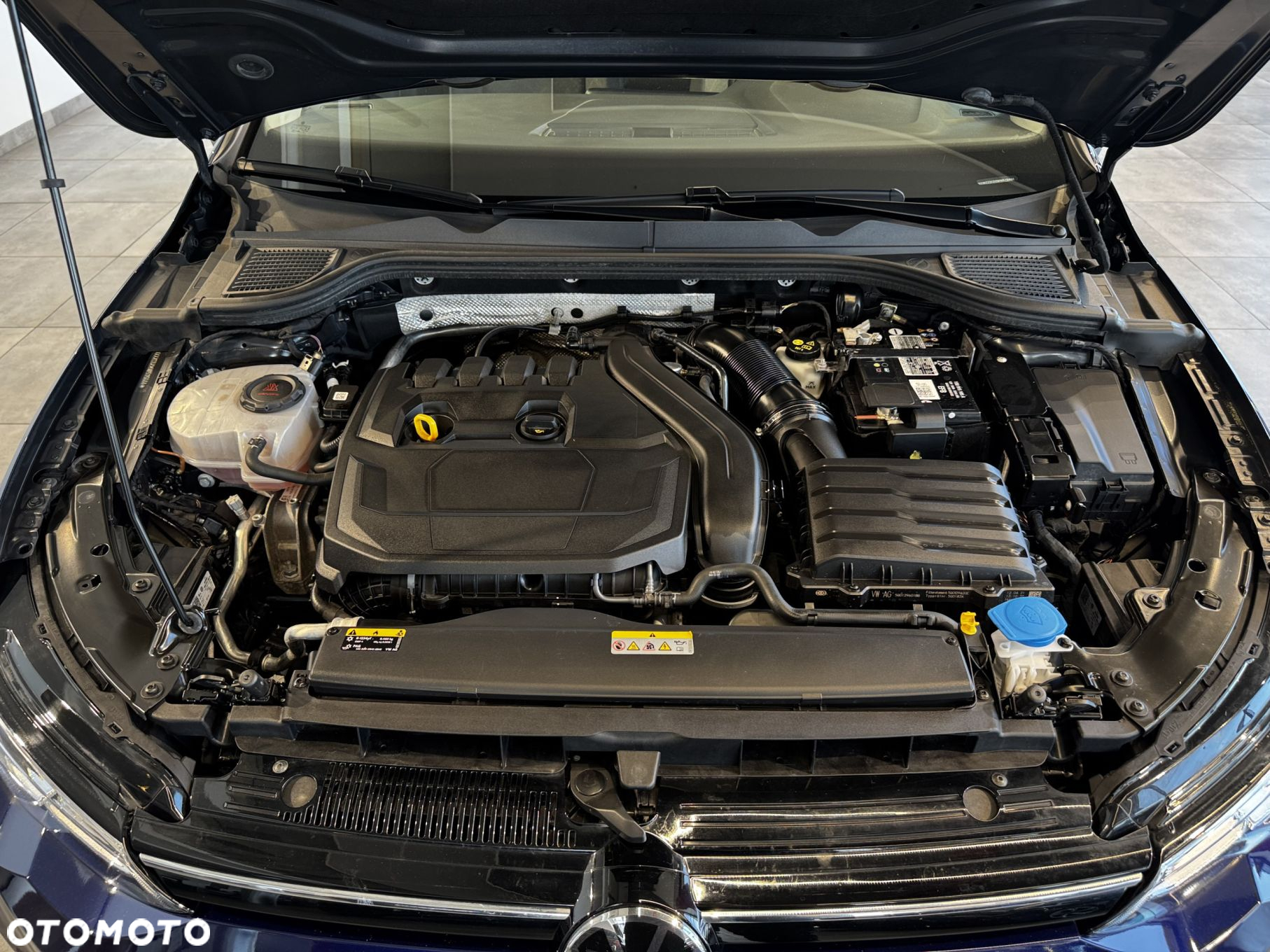 Volkswagen Golf - 30