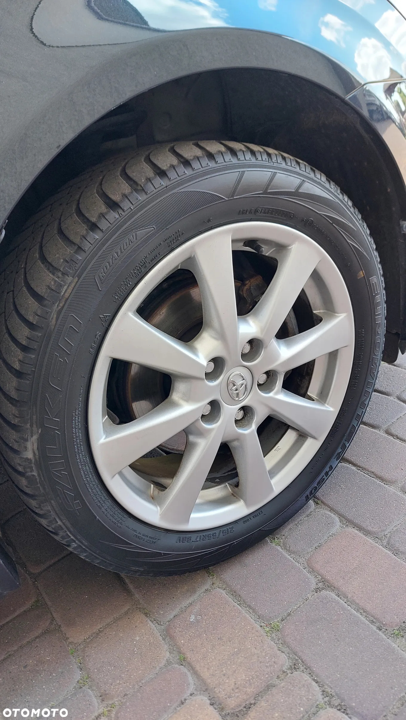 Toyota Avensis 1.8 Sol plus NAVI - 12