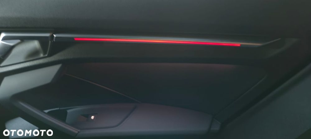 Audi A3 Sportback 40 TDI quattro S tronic S line - 24