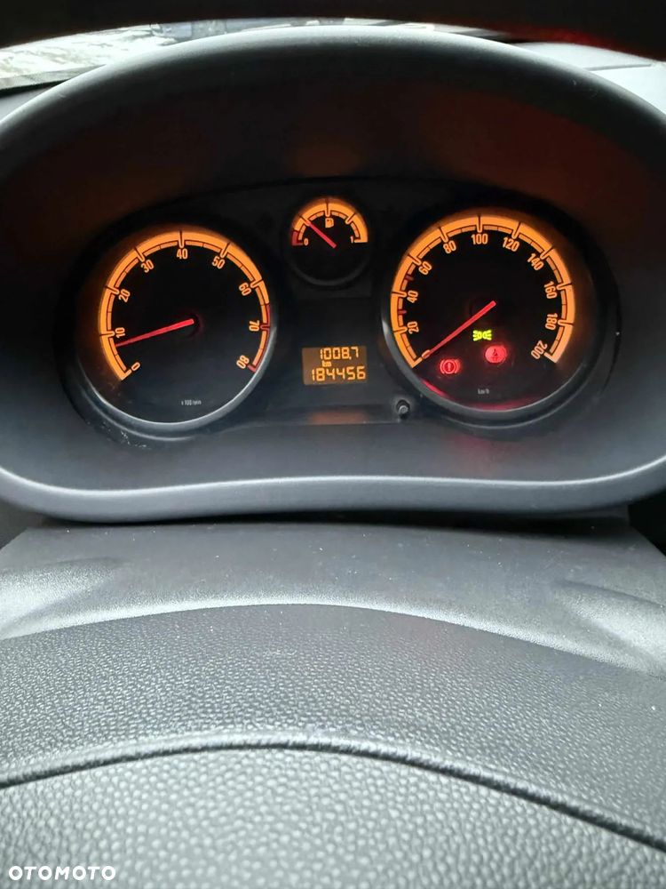 Opel Corsa 1.2 16V Enjoy - 13