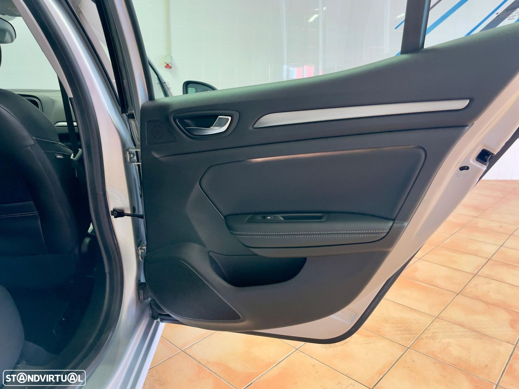 Renault Mégane ENERGY TCe 130 INTENS - 31