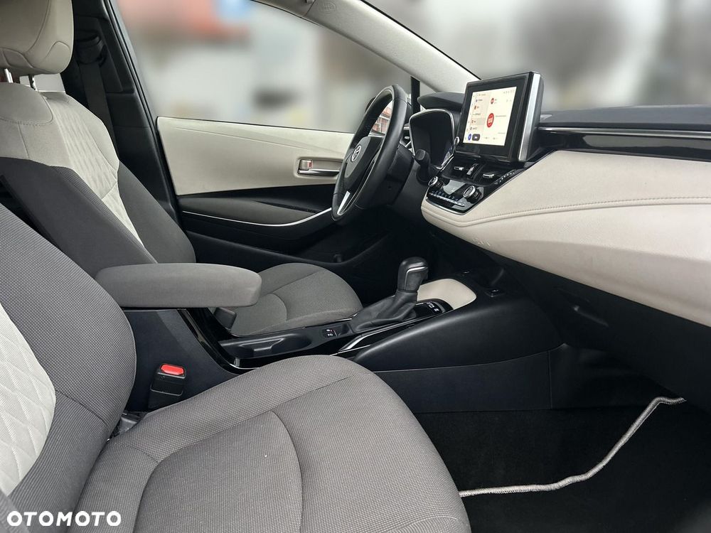 Toyota Corolla 1.8 Hybrid Comfort - 12