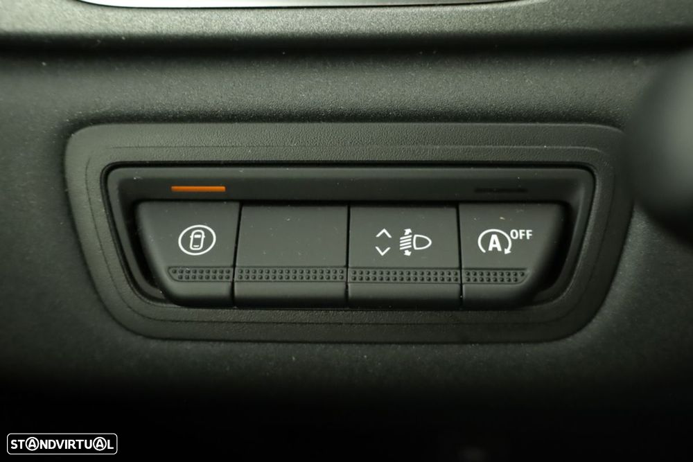 Renault Captur 1.0 TCe Techno Bi-Fuel - 19