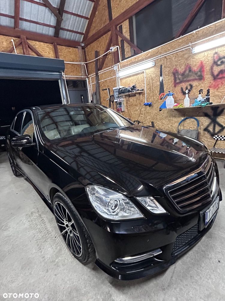 Mercedes-Benz Klasa E 350 4-Matic Classic - 11