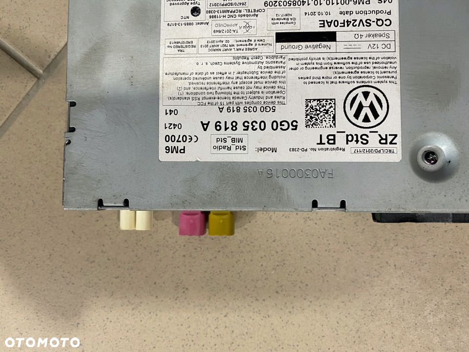 VW POLO GOLF CZYTNIK CD 5G0035819A - 2