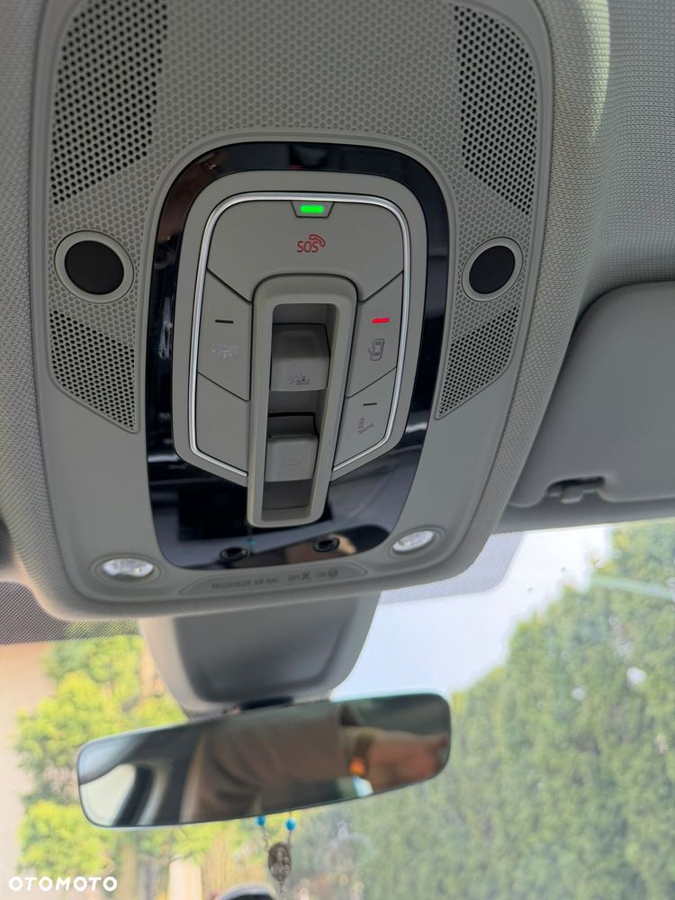 Audi A4 Avant 2.0 TDI - 8