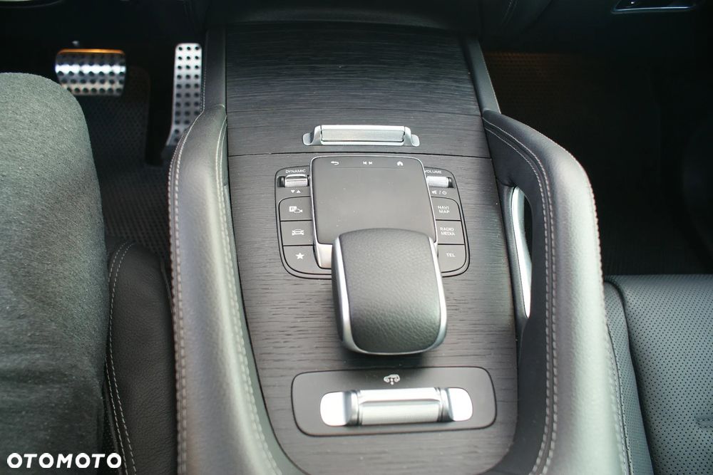 Mercedes-Benz GLE - 14