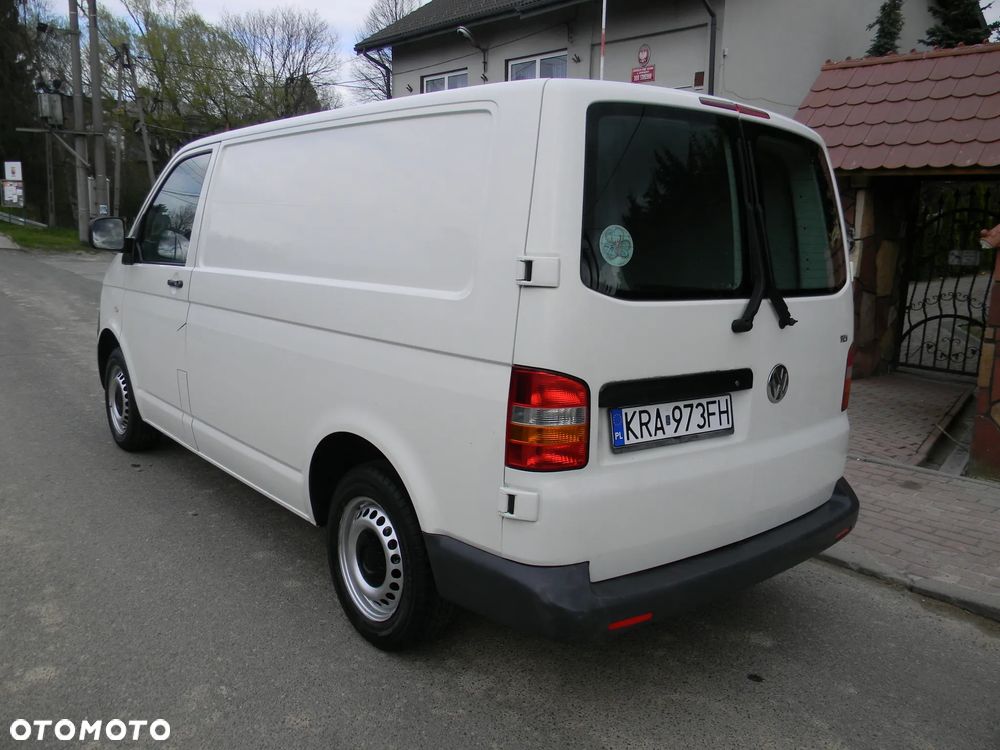Volkswagen Transporter - 4