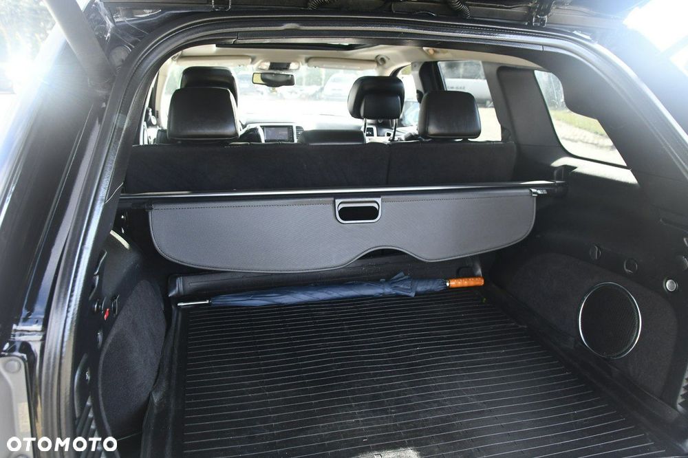 Jeep Grand Cherokee - 22